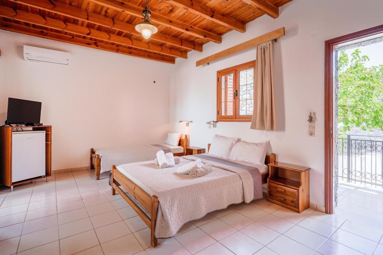 Xenia Hotel Sfakia Esterno foto